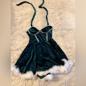 Women’s Christmas green dress with faux fur (X2)